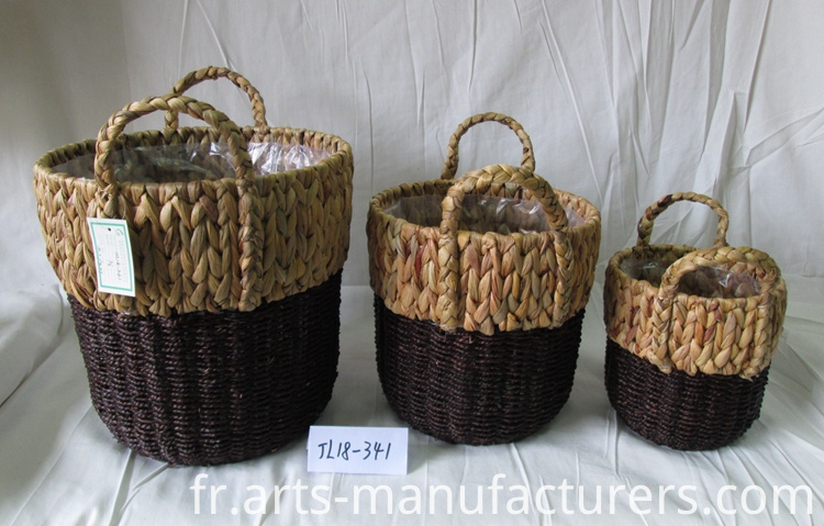 panier de fleurs de jacinthe d'eau water hyacinth flower basket